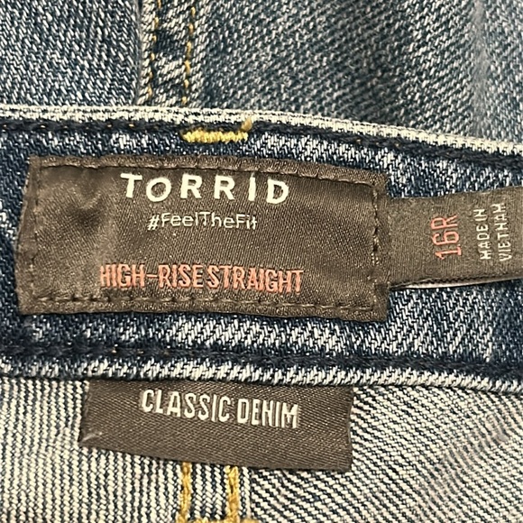 Torrid High Rise Distressed Straight Leg Jeans Size 16R - Picture 8 of 11